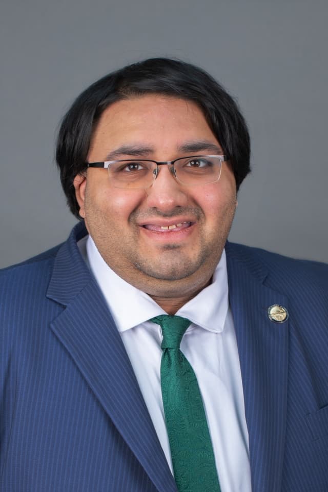 Sen. Niraj Antani headshot