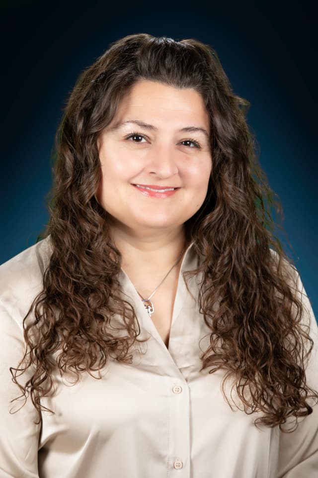 Rep. Michele Peña headshot