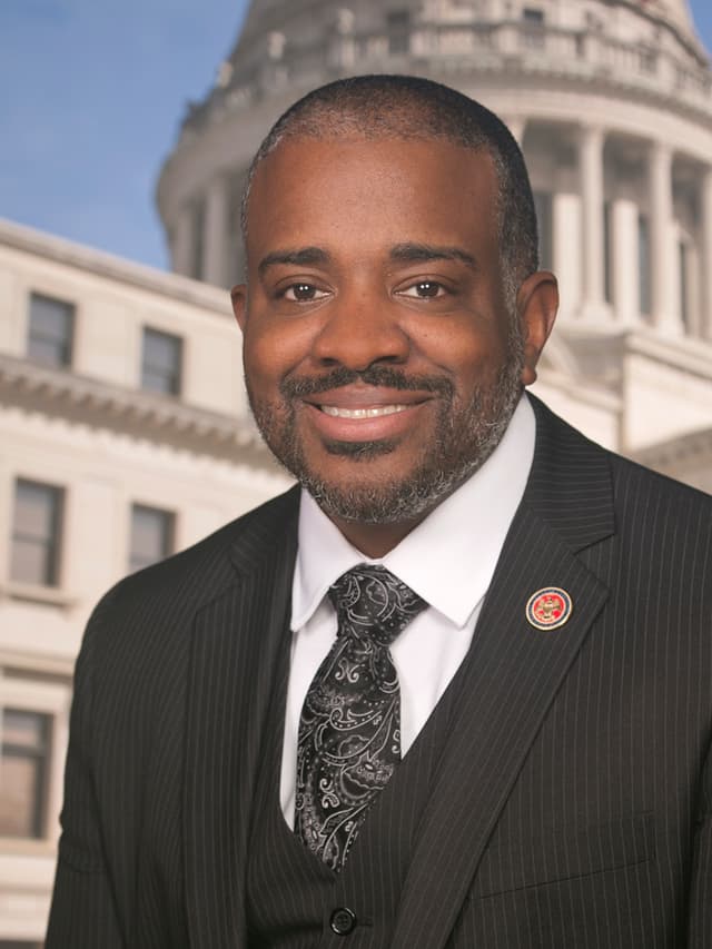 Rep. Ronnie C. Crudup headshot