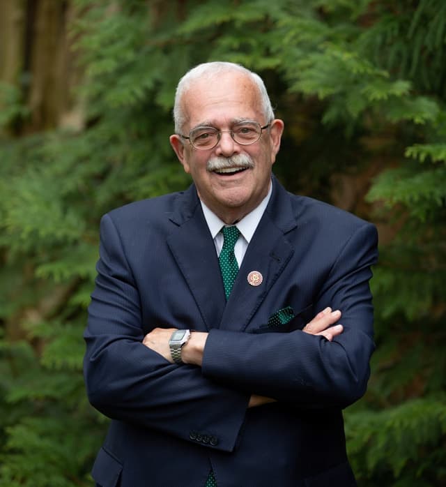 Rep. Gerald E. Connolly headshot