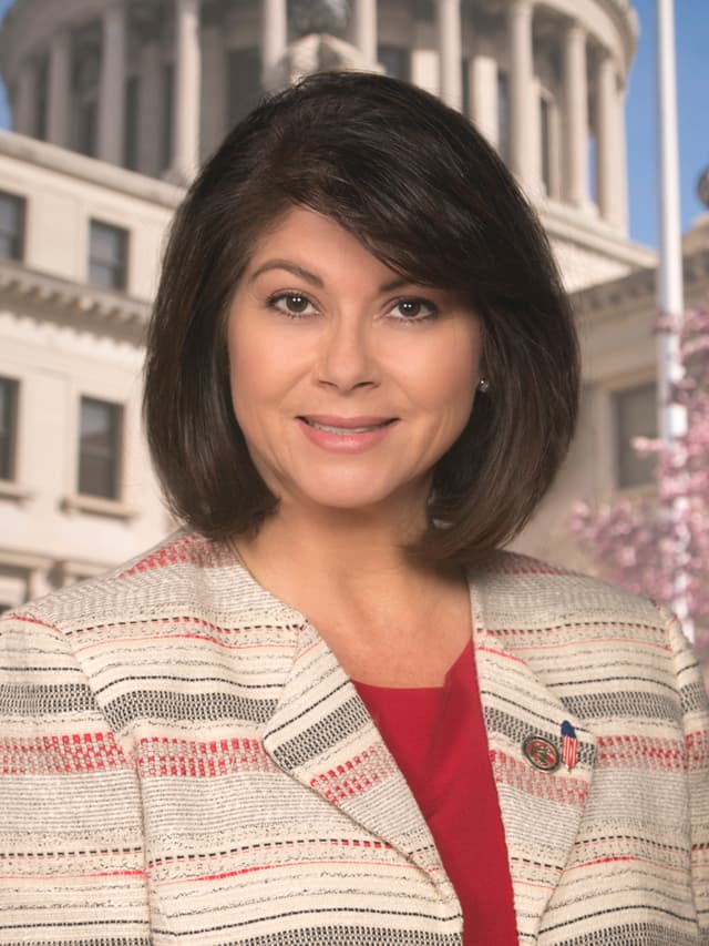 Rep. Carolyn Crawford headshot