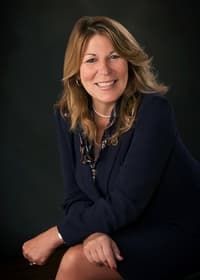 Rep. Tina M. Davis headshot